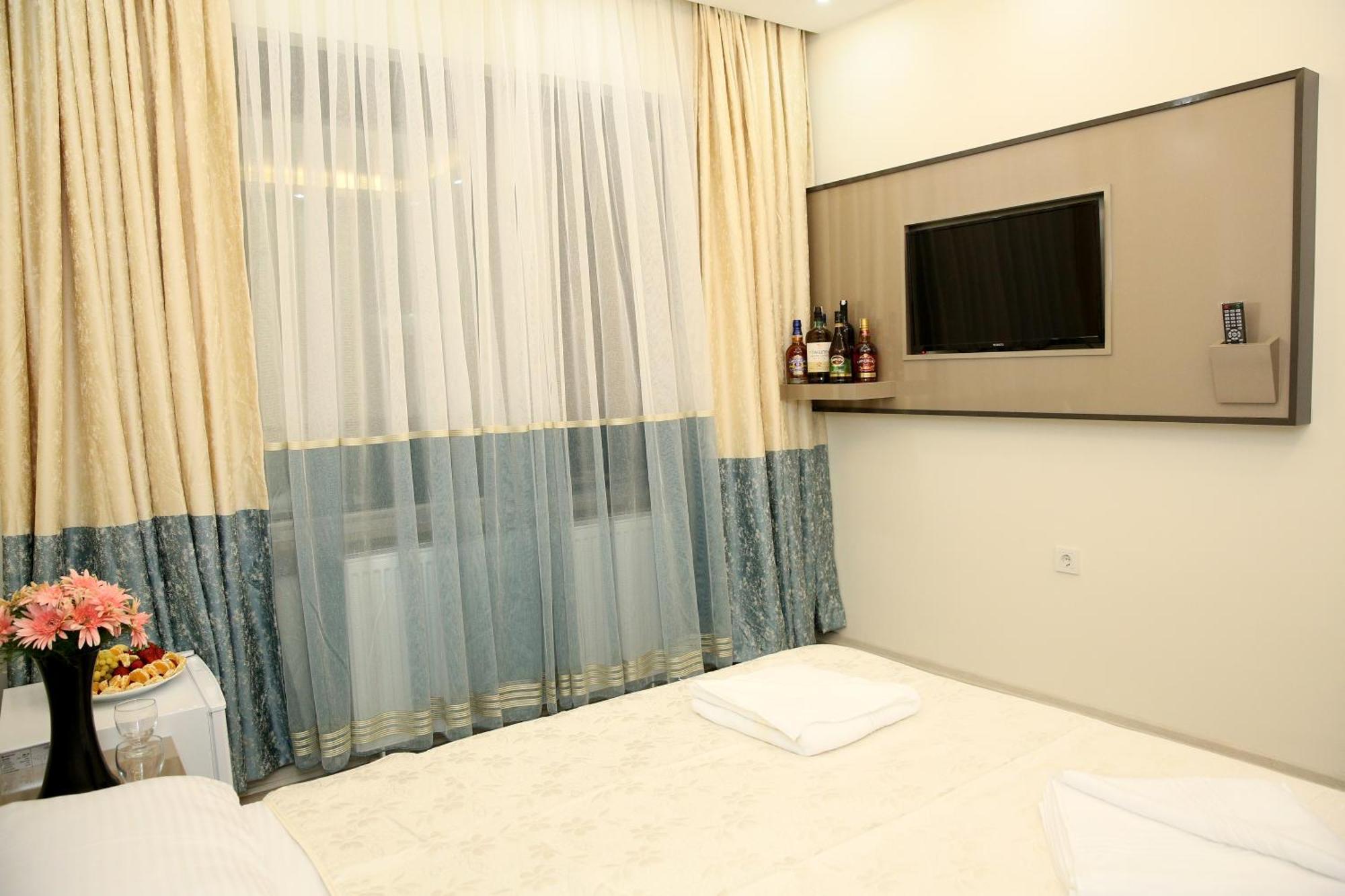 Blueway Hotel อิสตันบูล ภายนอก รูปภาพ
