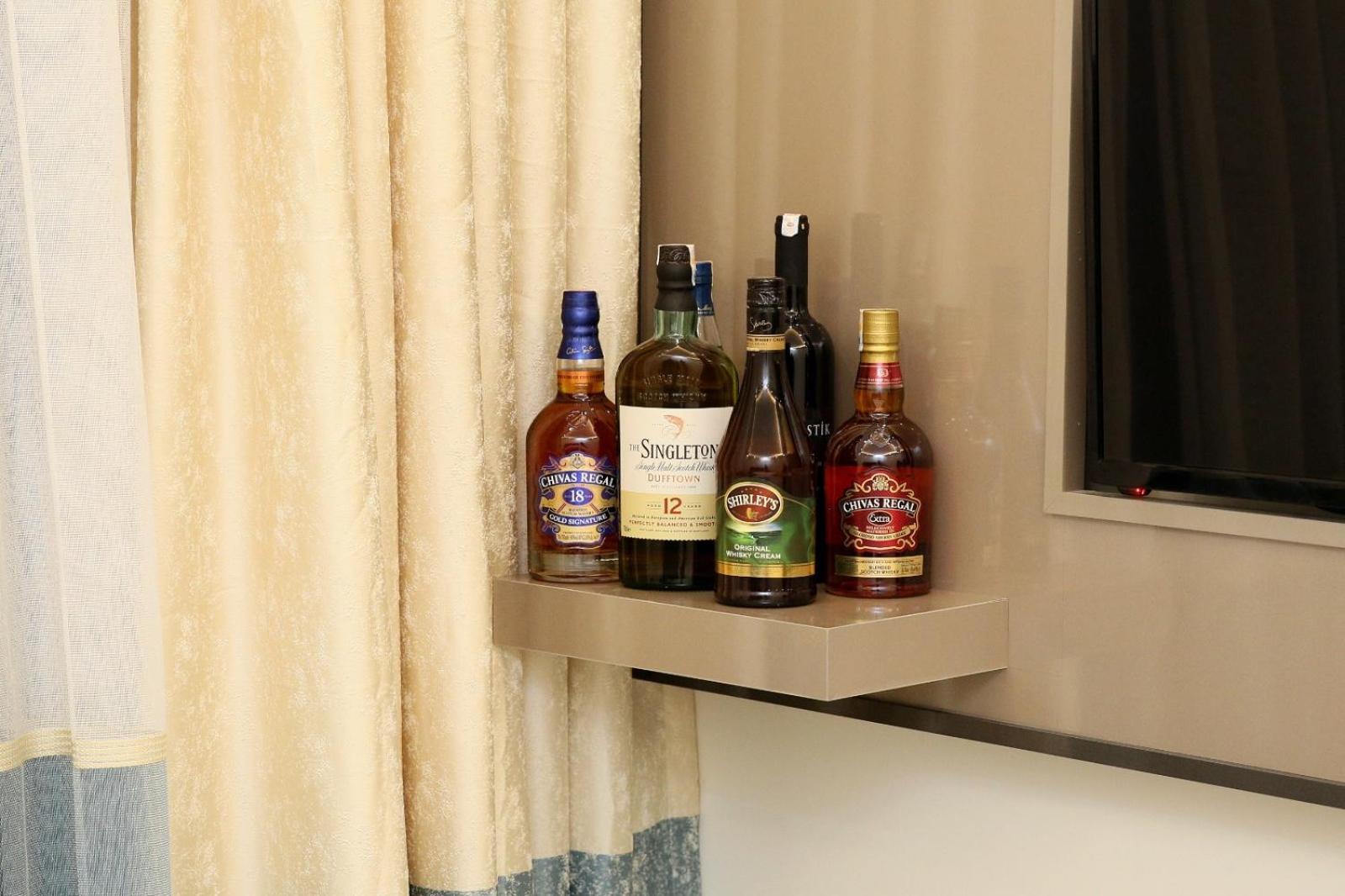 Blueway Hotel อิสตันบูล ภายนอก รูปภาพ